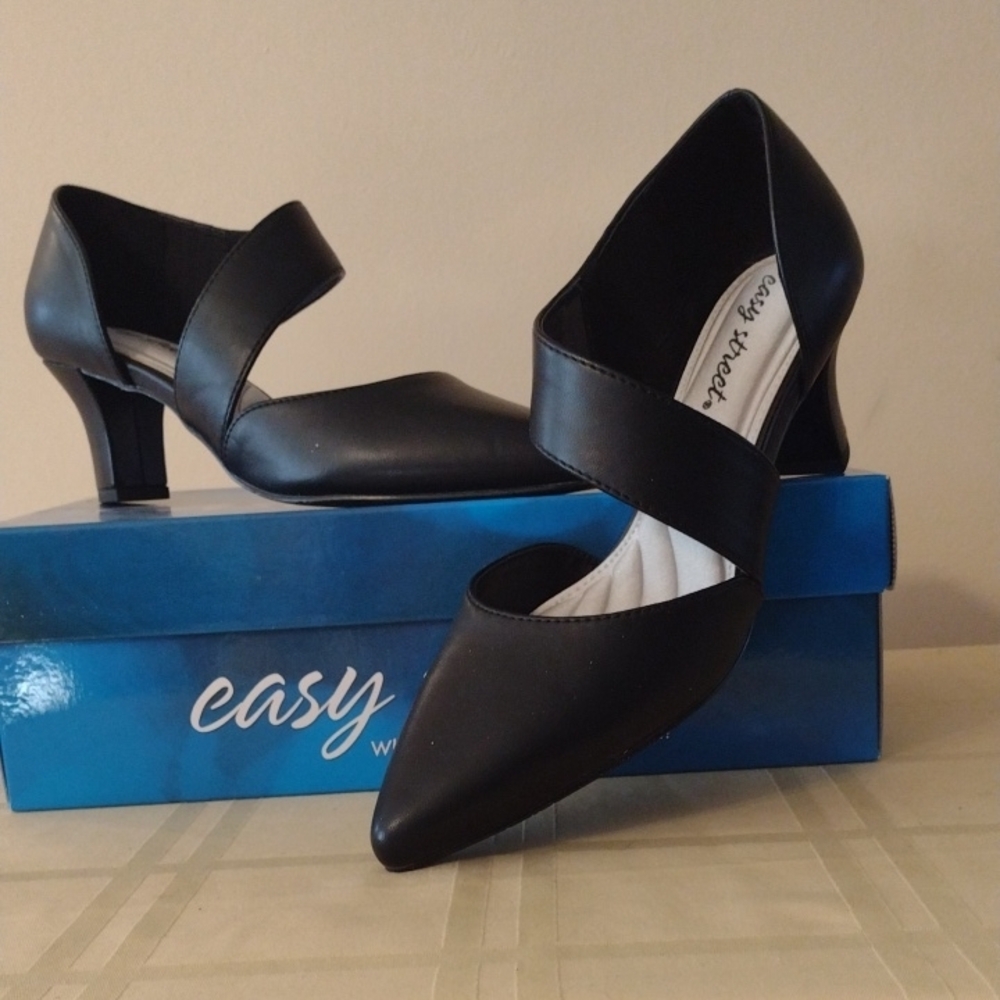 Easy Street "Dashing" Black Women's Pumps size 8.5
